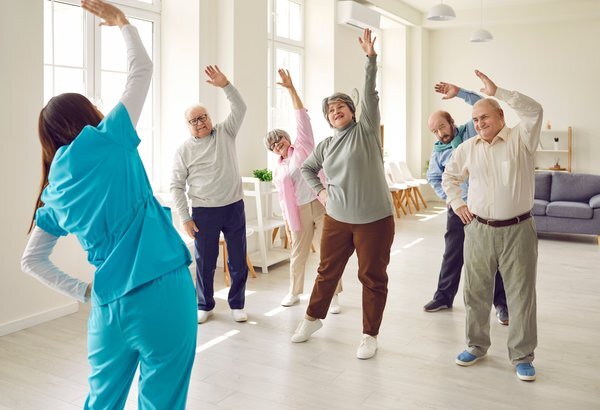 How to Choose Safe Senior Living After a Fall